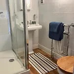 Апартаменты The Dale - Luxurious Annexe With Stunning View *